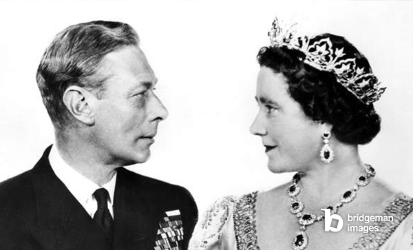 König George VI. und Königin Elizabeth (später Königinmutter) an ihrem 25. Jahrestag, 1948v
